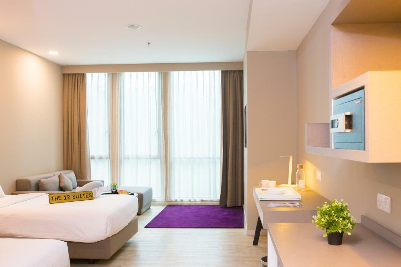 The 12 Suites @ Empire Damansara Petaling Jaya Exterior foto