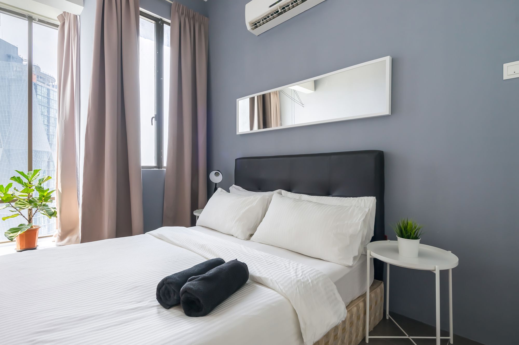 The 12 Suites @ Empire Damansara Petaling Jaya Exterior foto